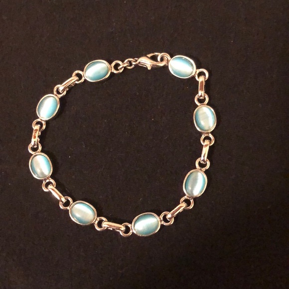 🆕💎Blue Stone Bracelet💎 - Picture 2 of 4